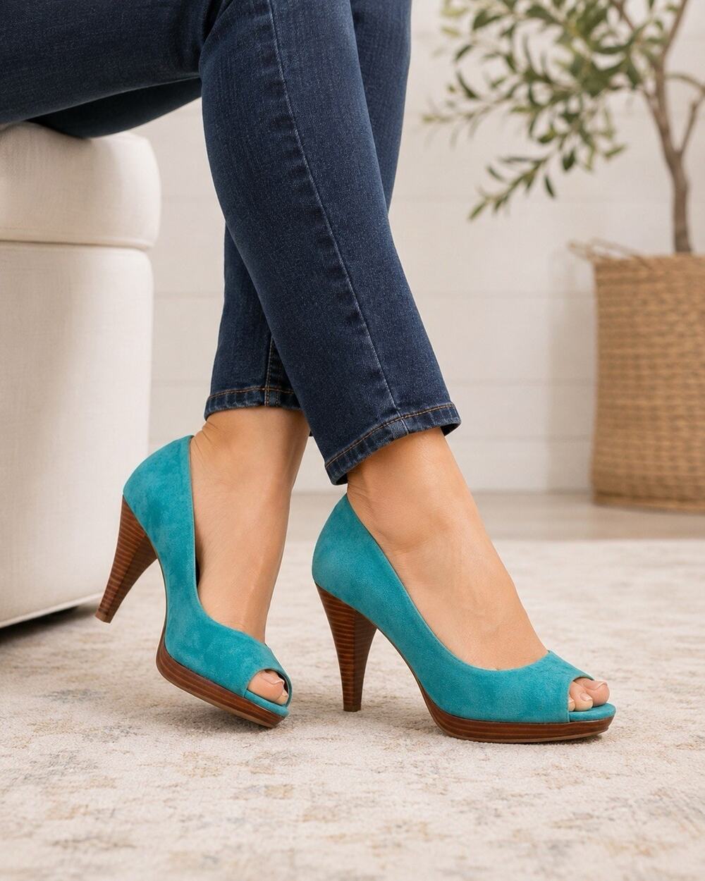 Style & Co Turquoise Suede Leather Peep Toe Platform Heels Pumps Size 5.5M